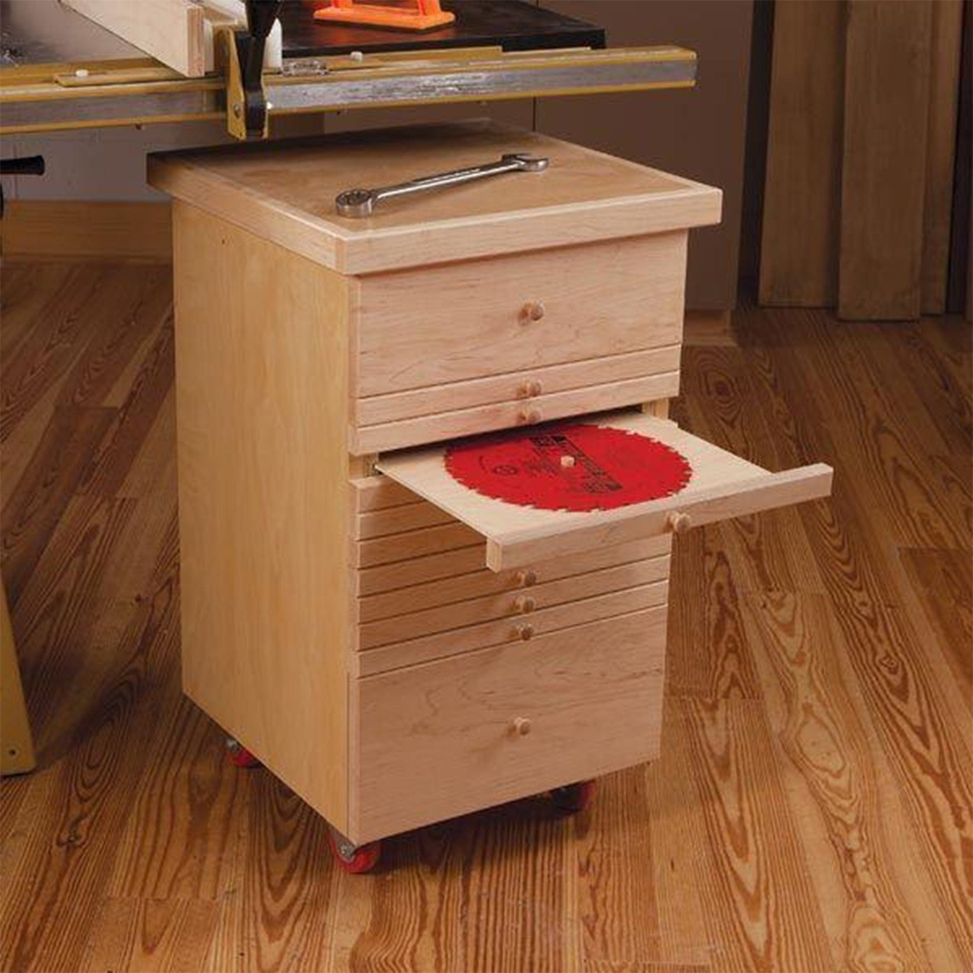 Tablesaw Accessories Cabinet - Paper Plan alt 0