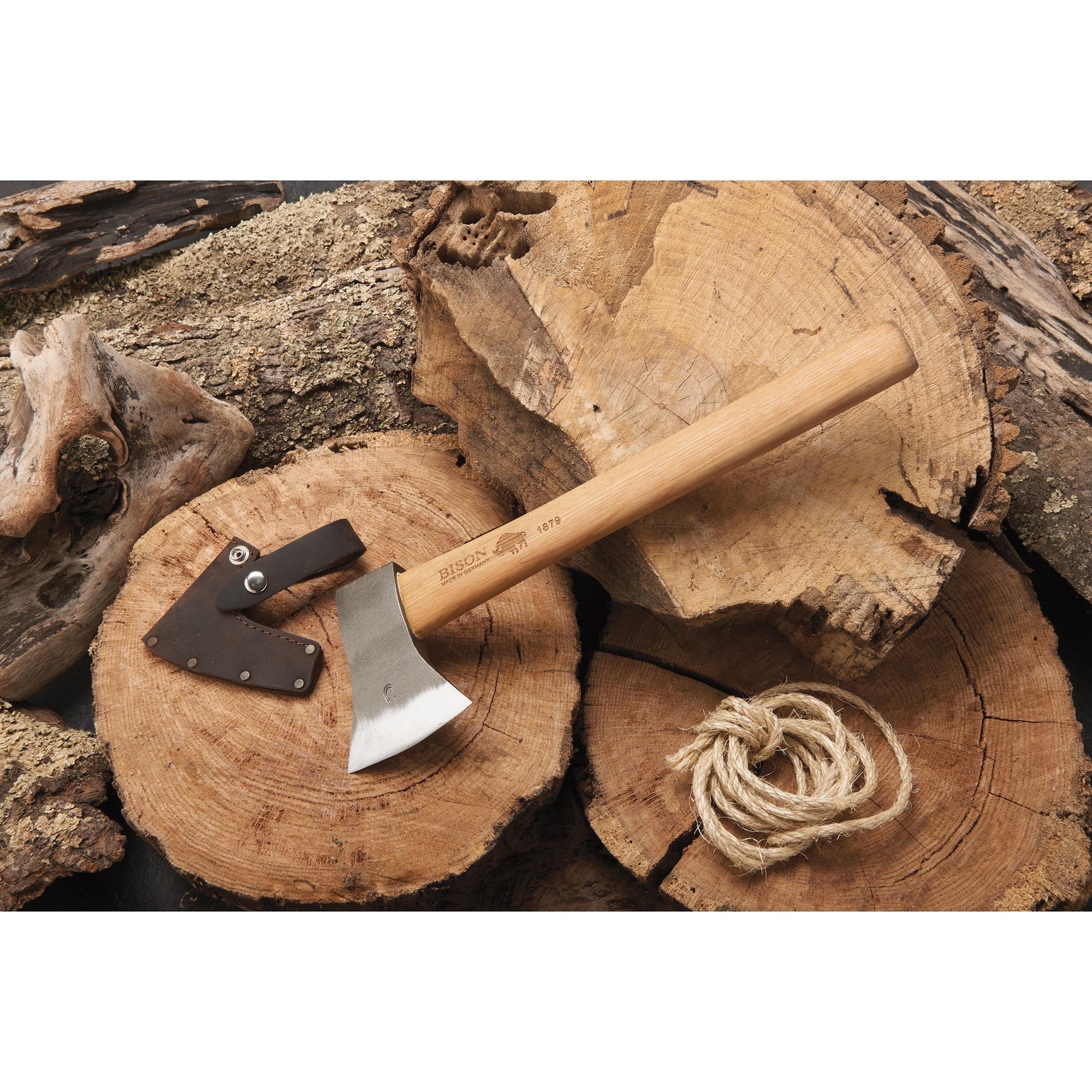 Throwing Hatchet - 1.54 lb - 15.74" Handle alt 54