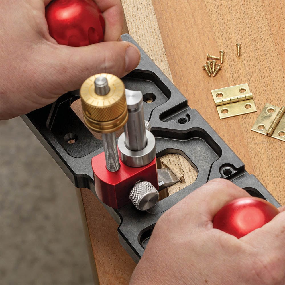 Router Plane with Straight and Spear Point Blades