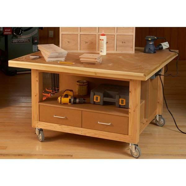 Woodworking Project Paper Plan to Build Reliably Rugged Assembly Table alt 0