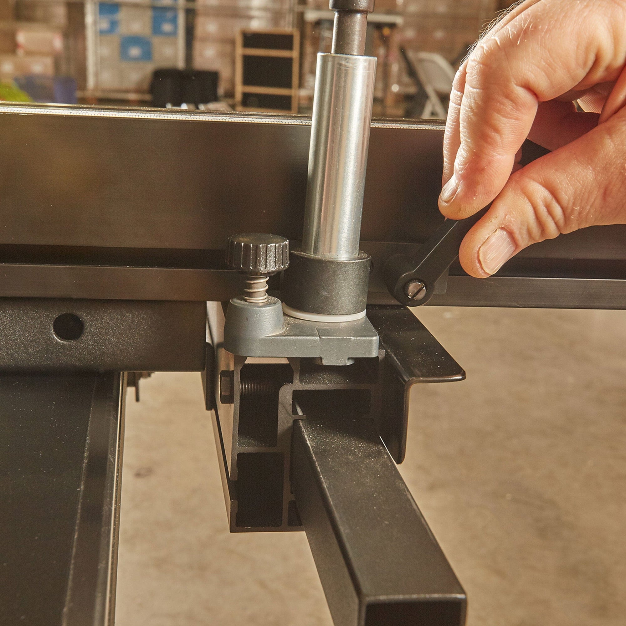 Large Sliding Table alt 0