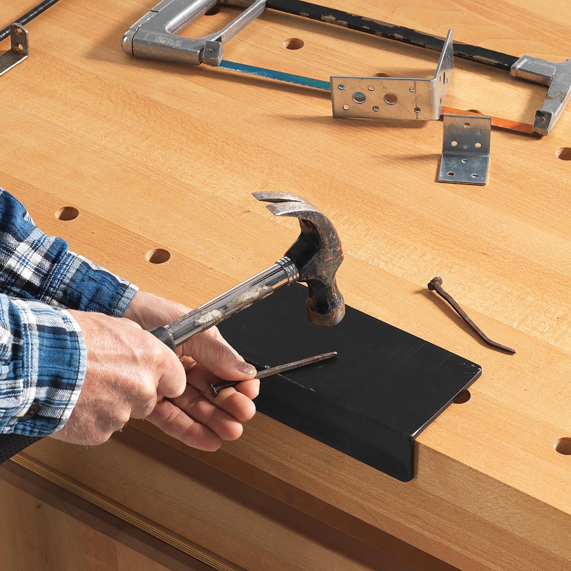 Universal Anvil UA-13 alt 0