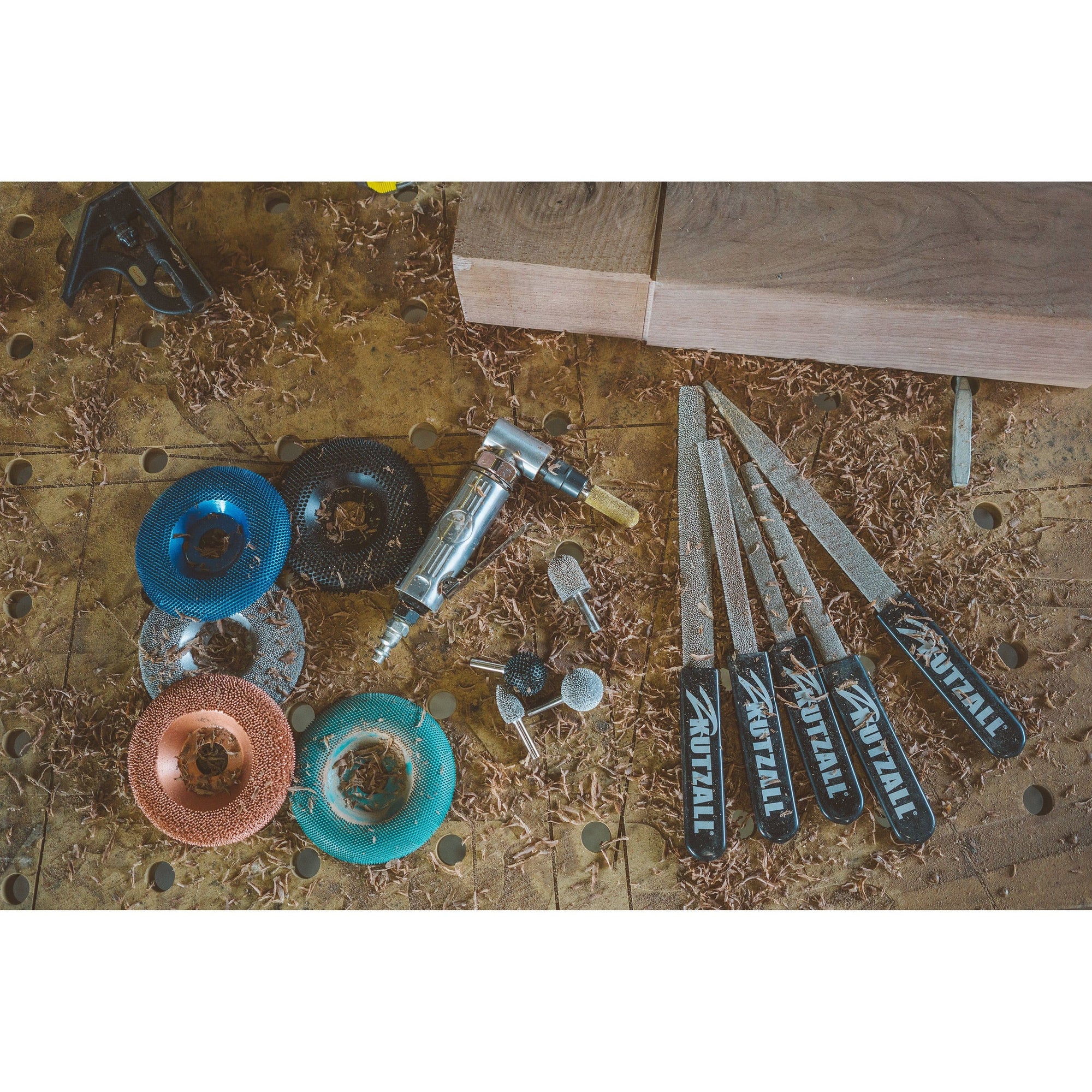 Extreme Ball Nose Burr, 1/8" Shaft, Very Coarse (1/8" x 7/8") alt 0