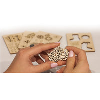 U-Fidget Gearsmas Ornaments Model Kit alt 0