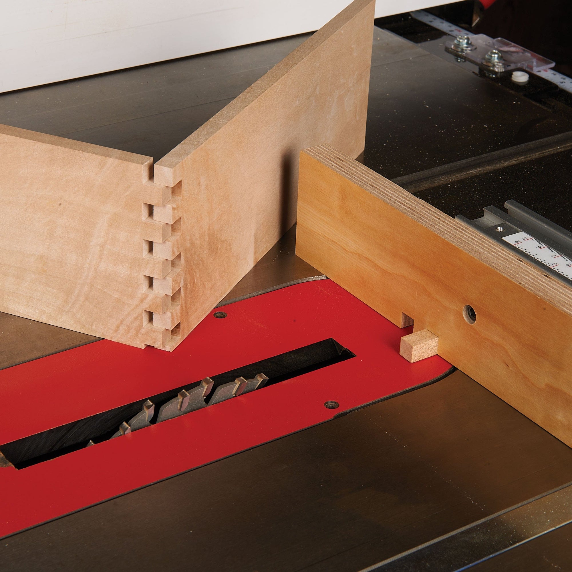 Box Joint Blade Set - 8" x 5/8" Bore x 20T - FTG alt 0