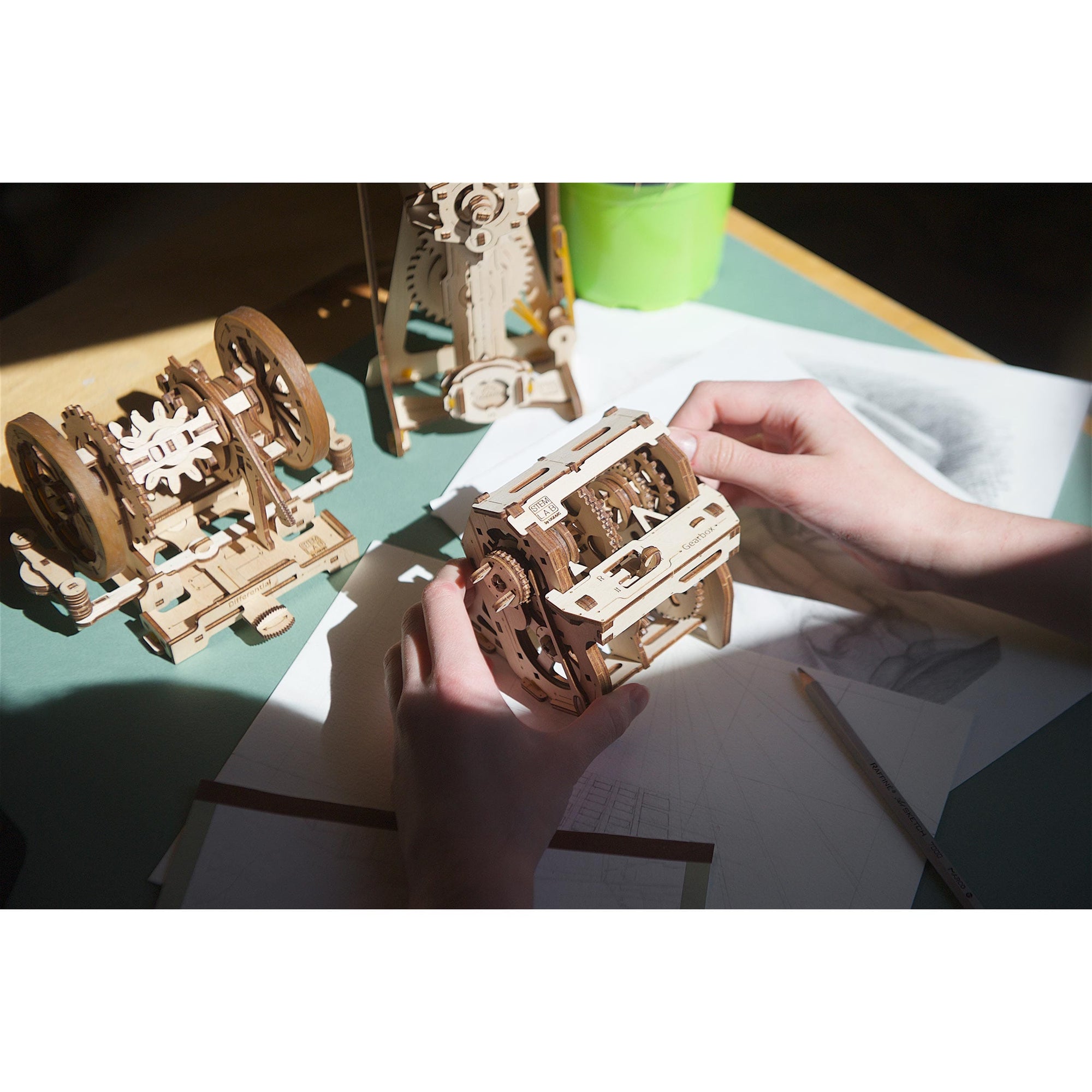 STEM LAB Gearbox Model Kit alt 0