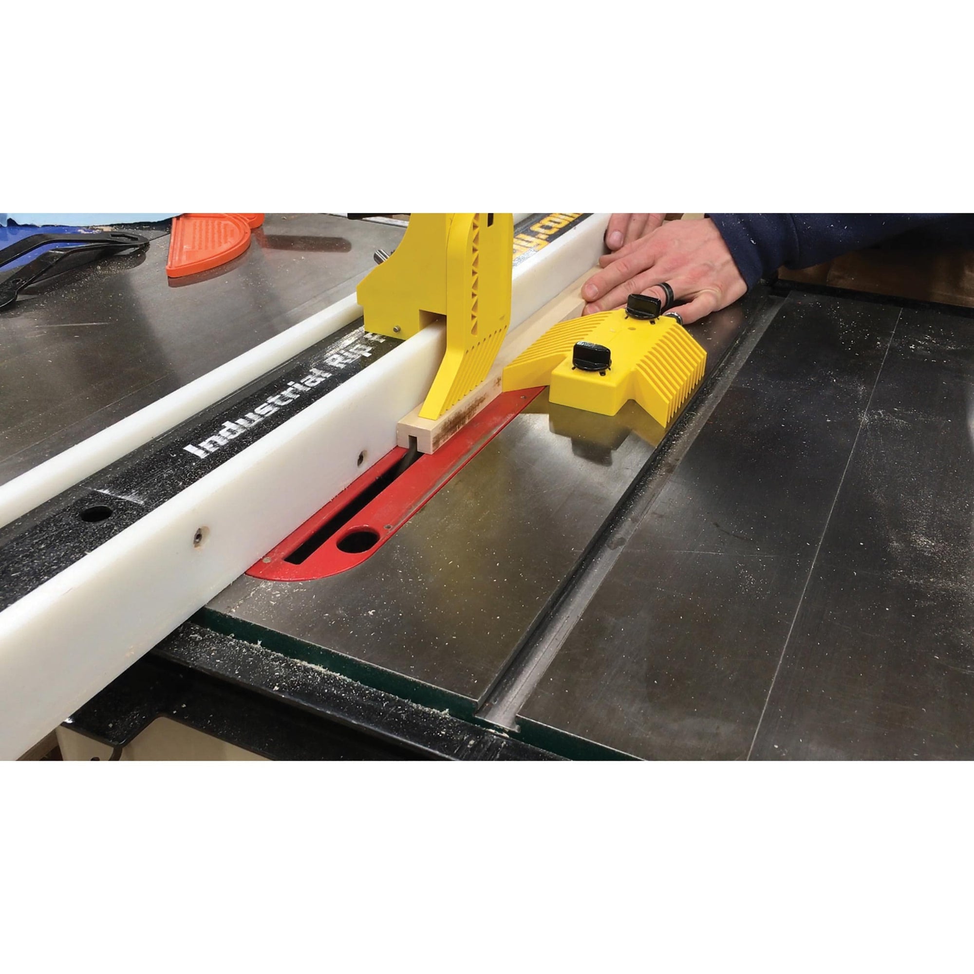 Universal Magnetic Featherboard Pro alt 0