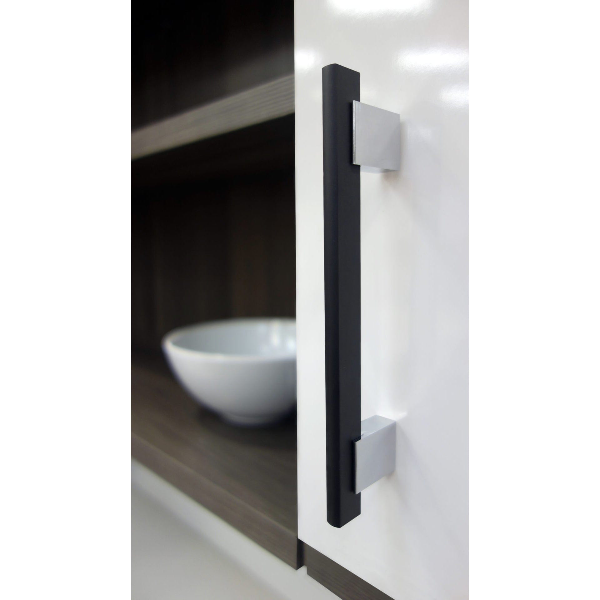 Contemporary Pull, 3-3/4" Center-to-Center, Brushed Nickel alt 0
