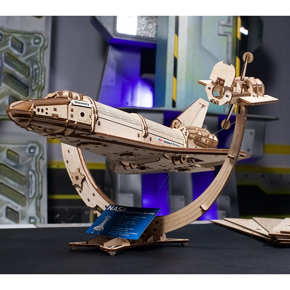 Shuttle Discovery Wooden Craft Kit