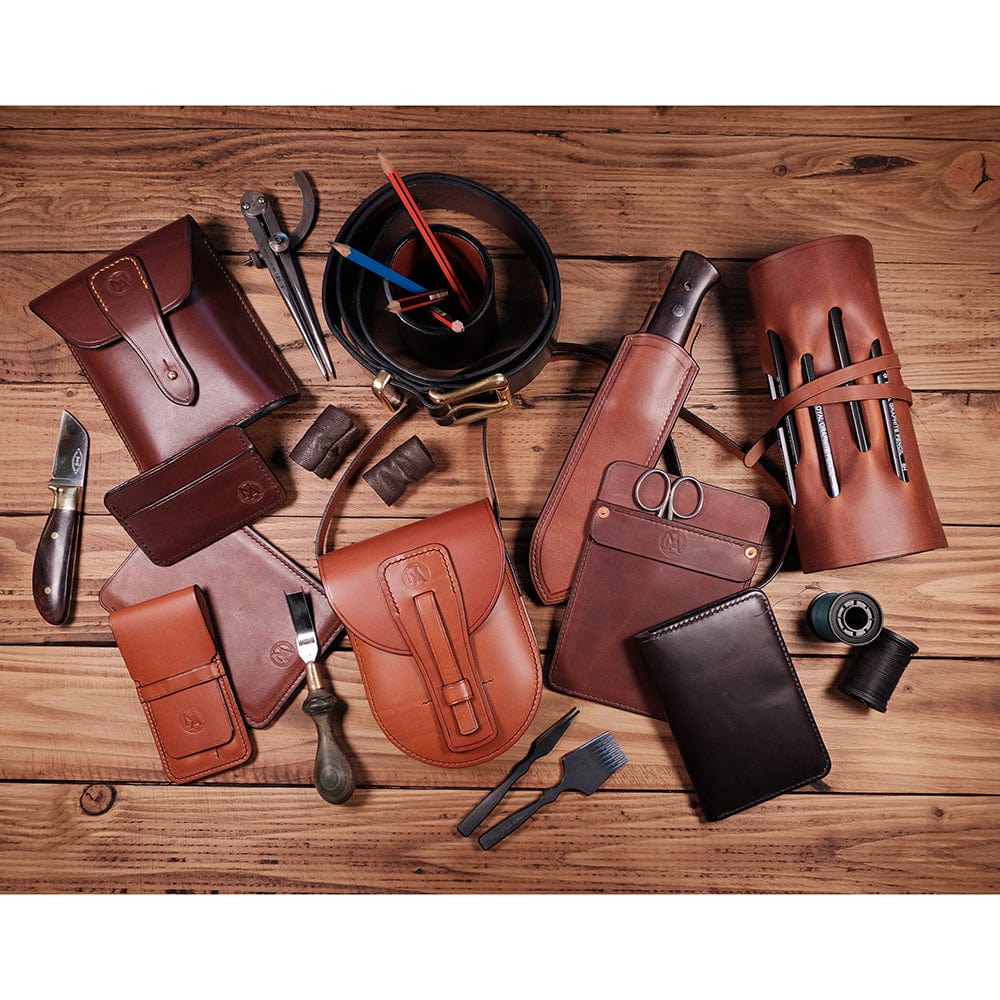 Leathercraft: Traditional Handcrafted Leatherwork Skills and Projects